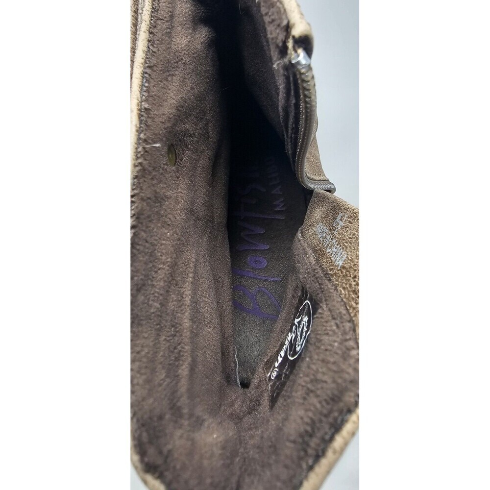 Blowfish Women's Malibu Cozy Up Vegan Ankle Boots Flat Size 8.5 Brown Buttons - Picture 9 of 13